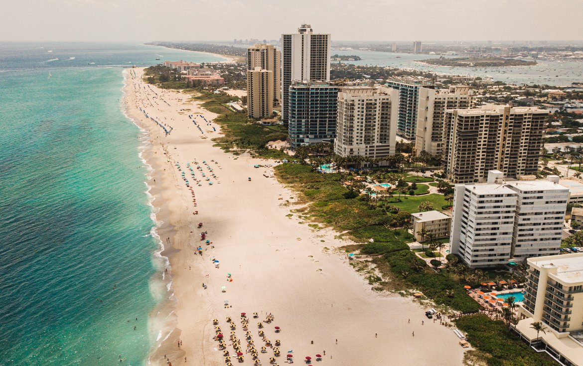 sideimg-/wp-content/uploads/2024/09/img-sc8-Riviera-Beach-The-Place-for-Commercial-Partnerships