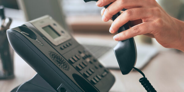 How to maximize the impact of your VoIP hold messages